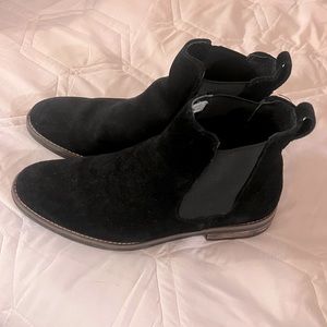 Black Chelsea Boots